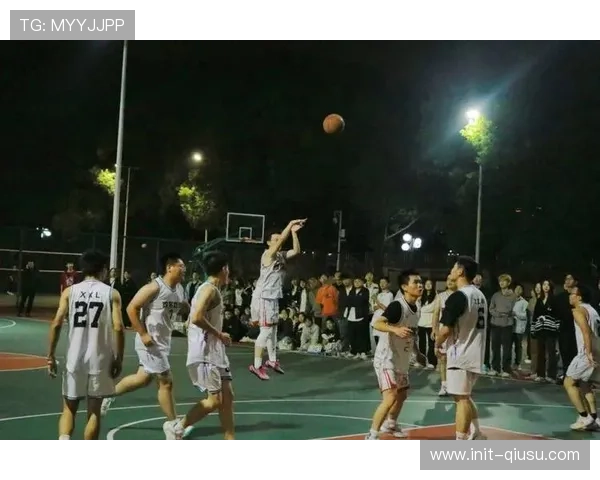 新生篮球赛落幕，中英混编队夺冠展校园体育活力